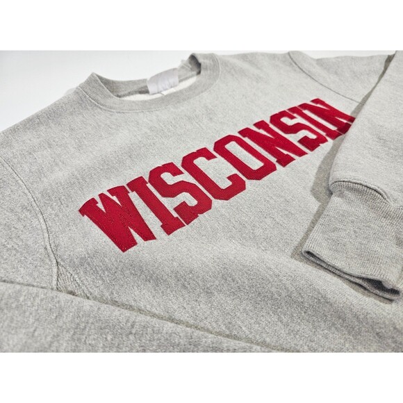 SLV Men's S Champion WISCONSIN BADGERS Reverse Weave NCAA Crew Neck Sweatshirt - Picture 2 of 7